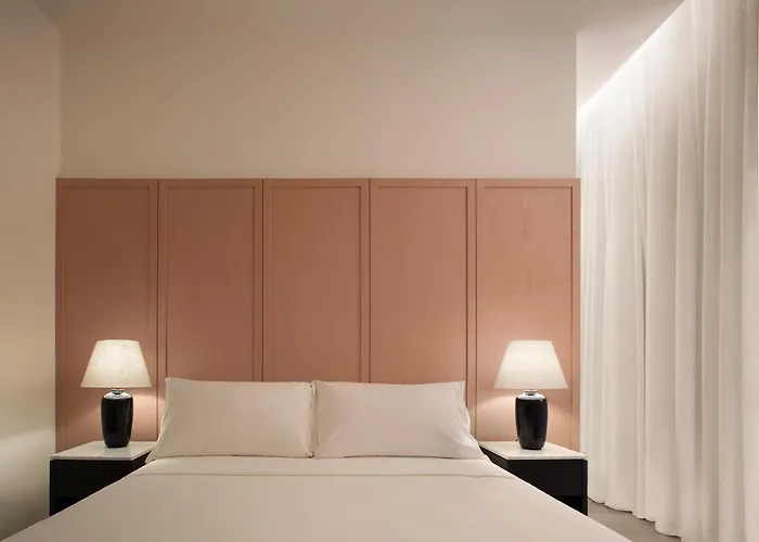 Parisii Bocca Di Leone 88-piazza Di Spagna 4*
